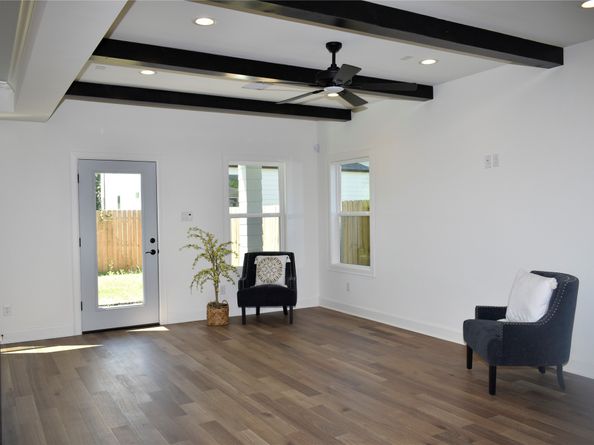 4804 Wilmington, Houston TX 77033