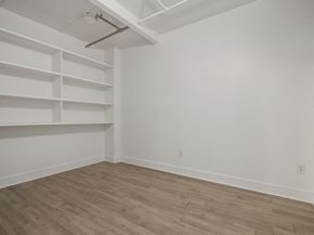 1901 Post Oak Boulevard 402, Houston TX 77056