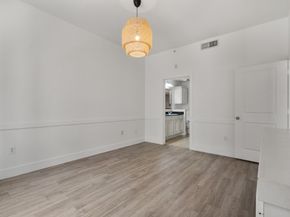 1901 Post Oak Boulevard 402, Houston TX 77056