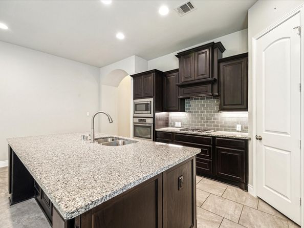 253 Trillium Park Loop, Conroe TX 77304