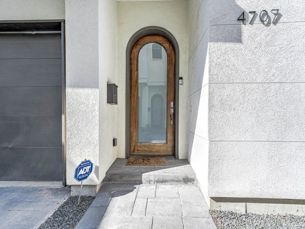 4707 Jackson Street, Houston TX 77004