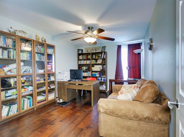 840 Threadneedle Street E 208, Houston TX 77079
