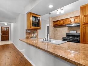 1326 Twin Falls Road, Houston TX 77088