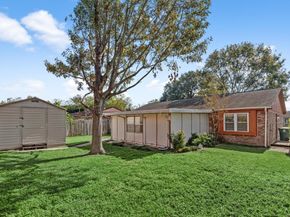 1326 Twin Falls Road, Houston TX 77088