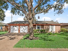 1326 Twin Falls Road, Houston TX 77088