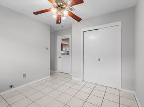 1326 Twin Falls Road, Houston TX 77088