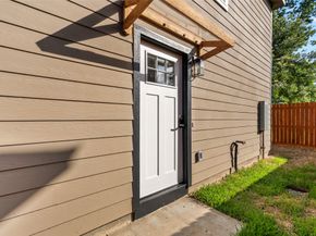 7613 Shotwell Street, Houston TX 77016