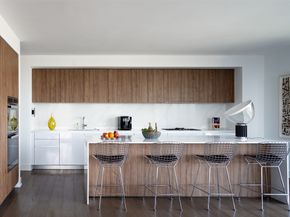 5104 Caroline Street 702, Houston TX 77004