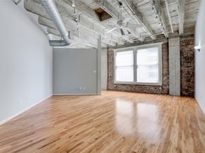 201 Main Street 3H, Houston TX 77002