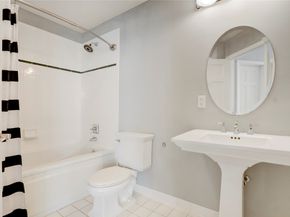 201 Main Street 3H, Houston TX 77002