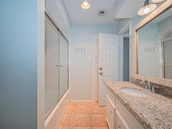 4305 Westheimer Road, Houston TX 77027