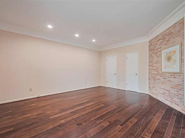 4305 Westheimer Road, Houston TX 77027