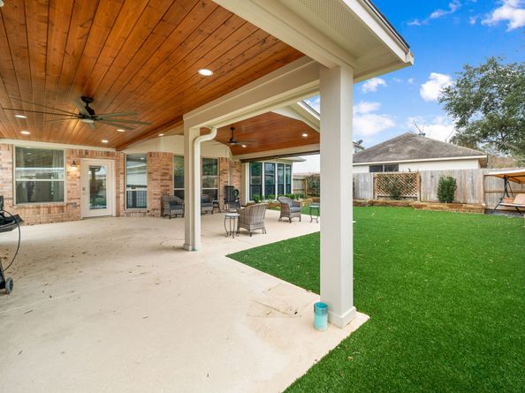 7619 Limber Bough Drive, Humble TX 77346