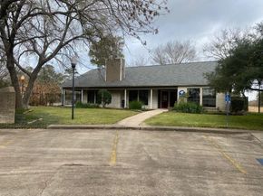 4444 Victory Drive 1311, Houston TX 77088