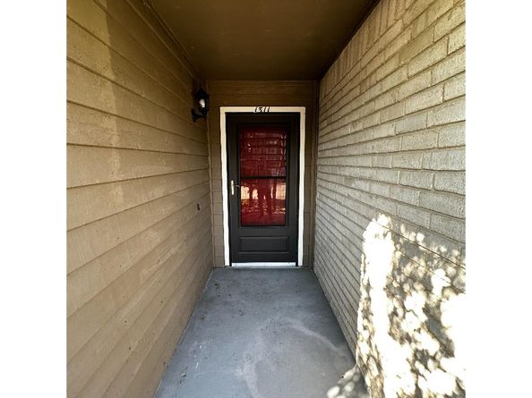 4444 Victory Drive 1311, Houston TX 77088