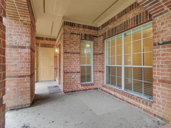 2815 Kings Crossing Drive 102, Houston TX 77345