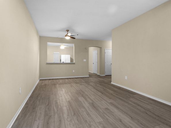 2815 Kings Crossing Drive 102, Houston TX 77345