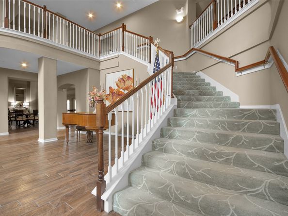 2815 Kings Crossing Drive 102, Houston TX 77345