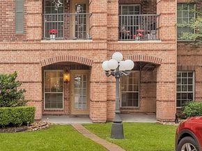 2815 Kings Crossing Drive 102, Houston TX 77345