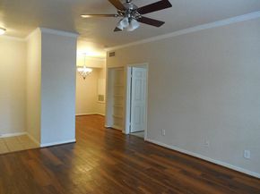 2255 Braeswood Park Drive 218, Houston TX 77030