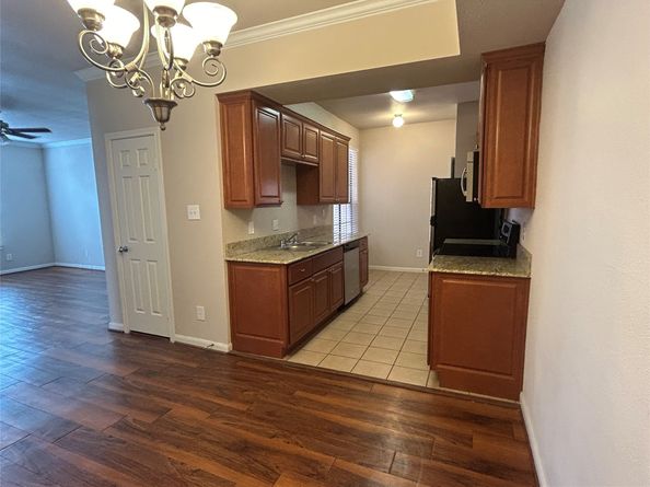 2255 Braeswood Park Drive 218, Houston TX 77030