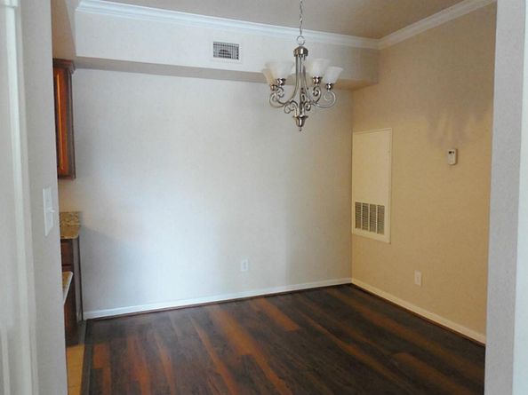 2255 Braeswood Park Drive 218, Houston TX 77030