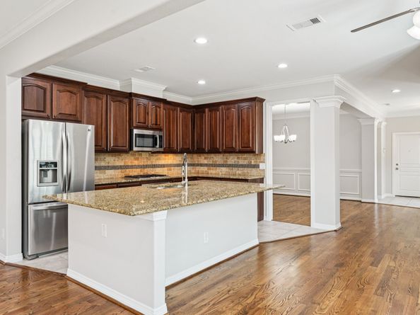 1114 Beall Landing Court, Houston TX 77008