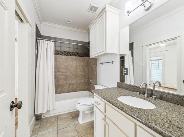 1017 Waverly Street B, Houston TX 77008