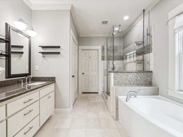 1017 Waverly Street B, Houston TX 77008