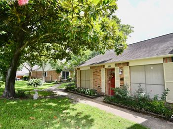 6442 Bankside Drive