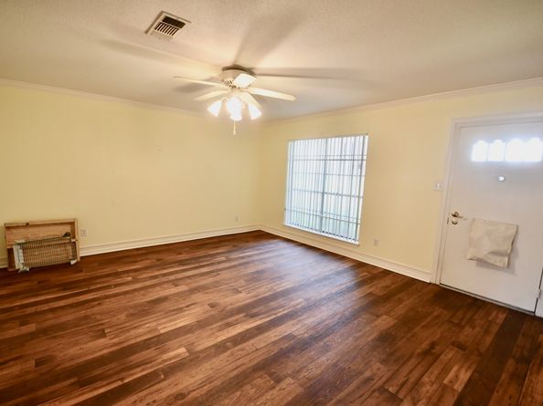 6442 Bankside Drive 36, Houston TX 77096