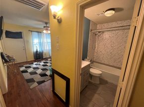 2705 Brewster Street, Houston TX 77026