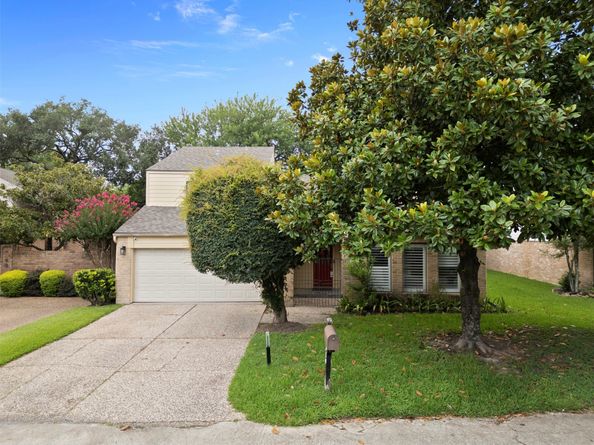 310 W Fair Harbor Lane, Houston TX 77079