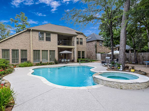 62 N Emory Bend Place, Shenandoah TX 77381