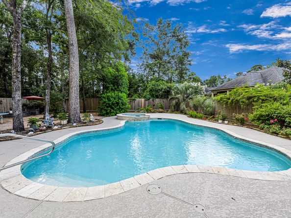 62 N Emory Bend Place, Shenandoah TX 77381