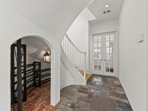 624 Harold Street, Houston TX 77006