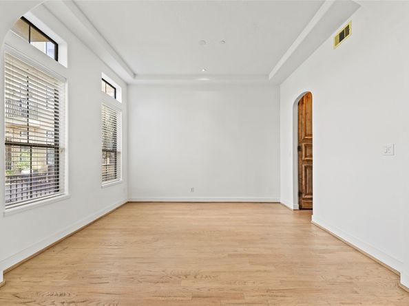 624 Harold Street, Houston TX 77006