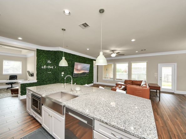 31201 Redwood Manor Court, Spring TX 77386