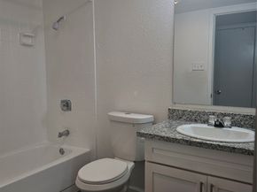 9201 Clarewood Drive 204, Houston TX 77036