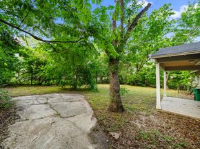 5835 Southseas Street, Houston TX 77033
