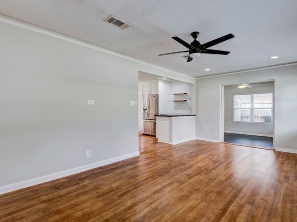 2007 Wakefield Drive, Houston TX 77018