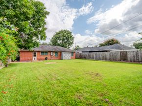 2007 Wakefield Drive, Houston TX 77018