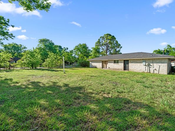 6611 Mohawk Street, Houston TX 77016