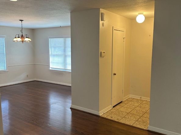 9337 Walterville Road, Houston TX 77080