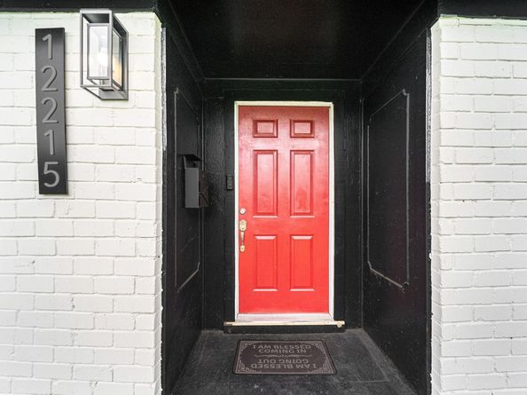 12215 Hillcroft Street, Houston TX 77035