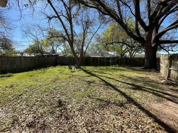 1901 Greenbrook Parkway, Austin TX 78723