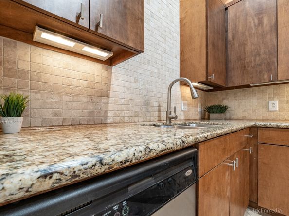 1608 Patterson Street A, Houston TX 77007