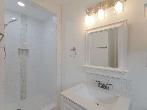 4811 Stillbrooke Drive, Houston TX 77035