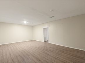 6930 Avenue S, Houston TX 77011