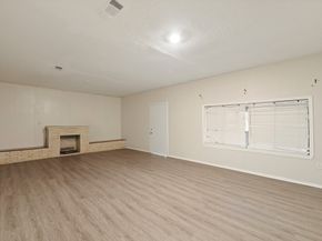 6930 Avenue S, Houston TX 77011